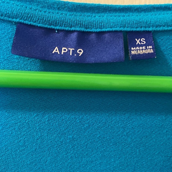 Apt 9 Bundle of 3 Sleeveless Tops - Picture 16 of 16